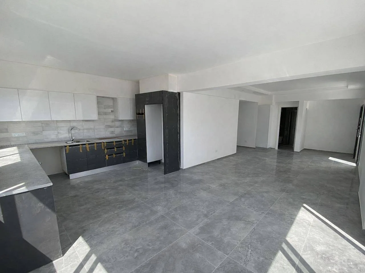 Girne Merkezde Türk Koçanlı Satılık 2+1 Penthouse Daire