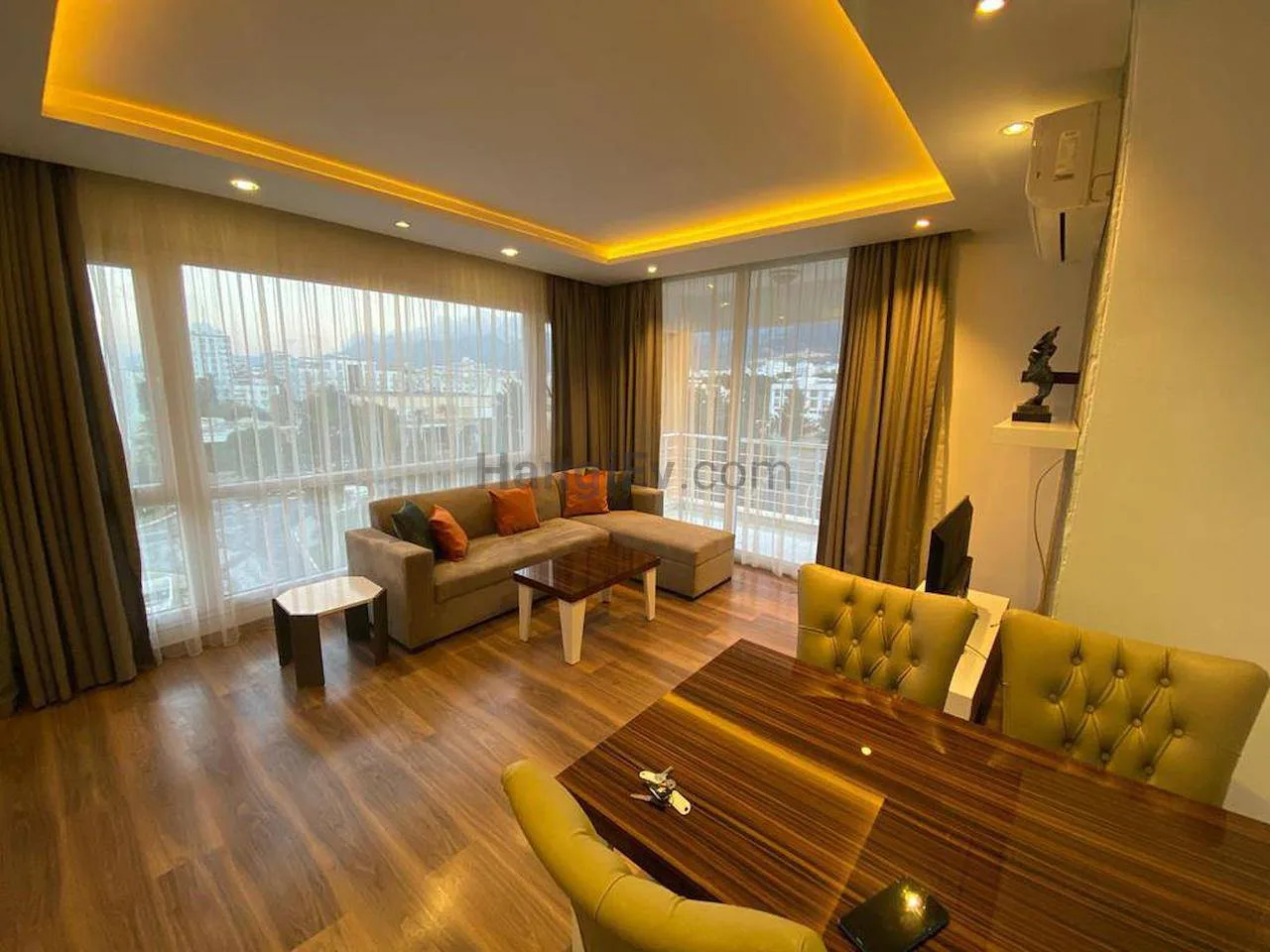 Girne Merkez – Jasmıne Court Otel Karşısı Satılık 2+1 Daire